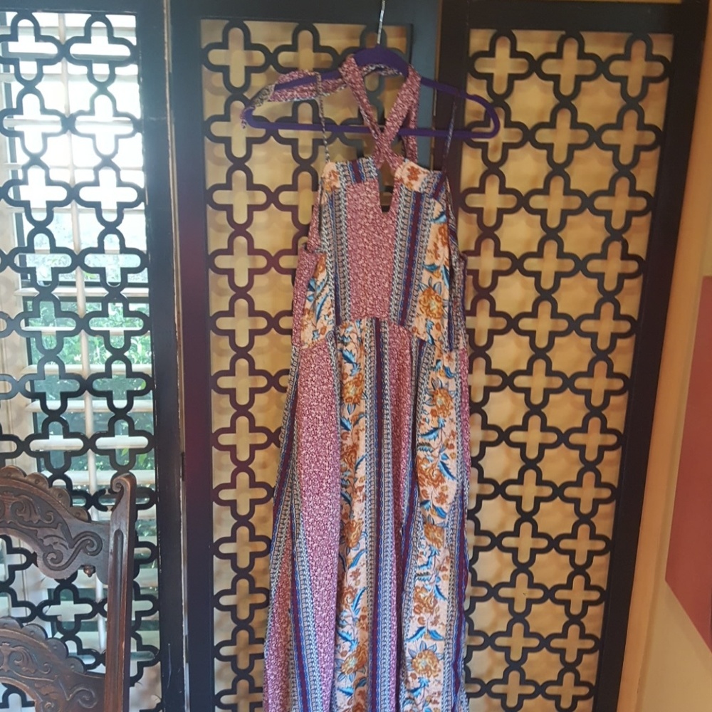 NWT BAND OF GYPSIES TIE NECK MAXI DRESS w/SLIT - Picture 4 of 7
